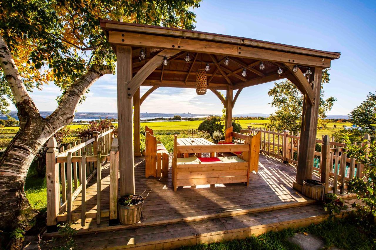 B&B Panorama St-Pierre-de-l'Île-d'Orléans Esterno foto