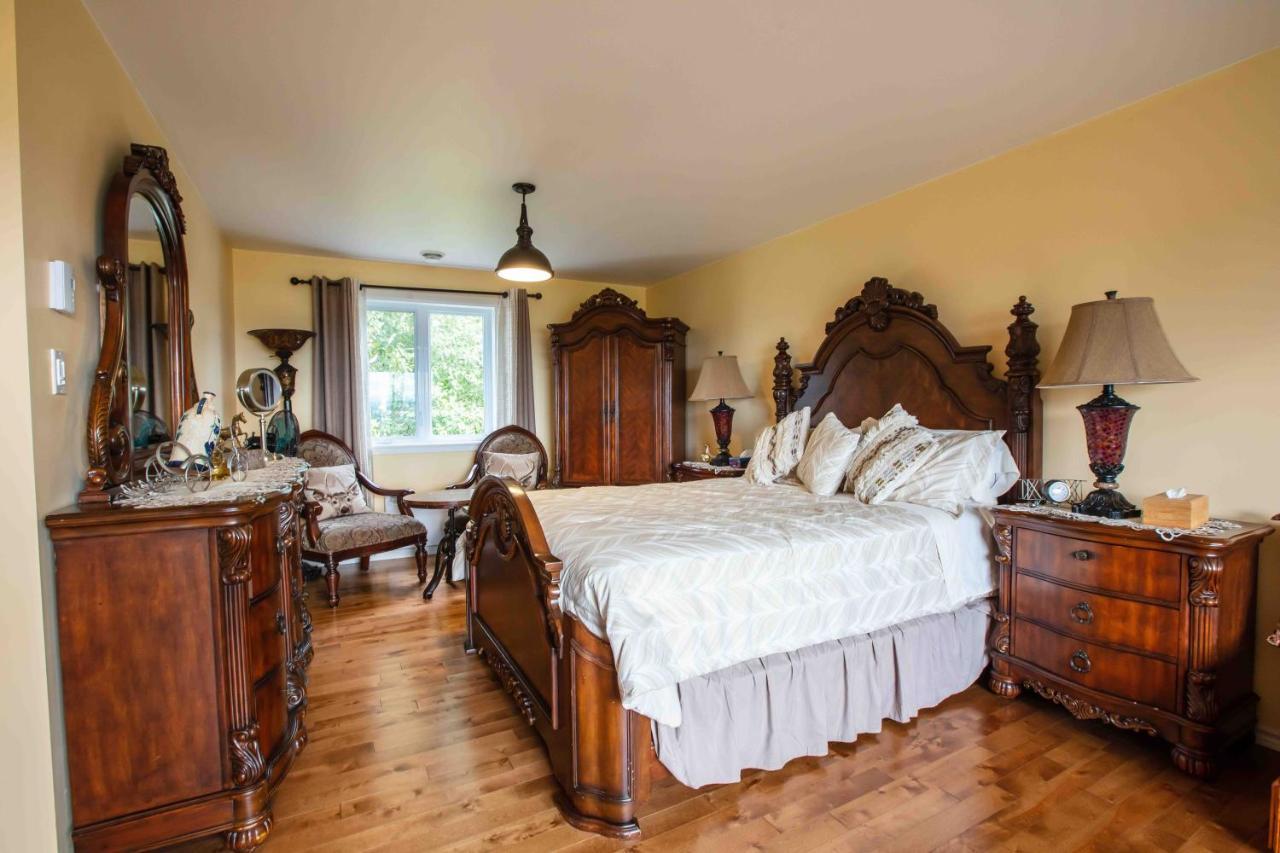B&B Panorama St-Pierre-de-l'Île-d'Orléans Esterno foto